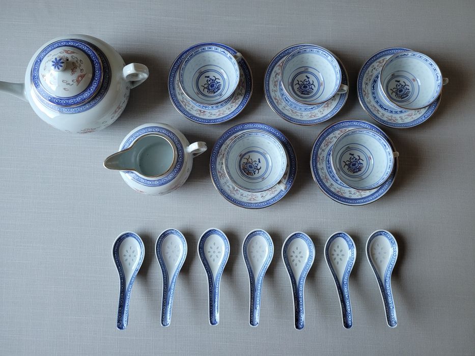 Zestaw chińskiej porcelany