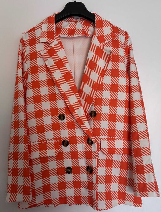 Garnitur, marynarka i spodnie,  w kratę pepitkę NOWY