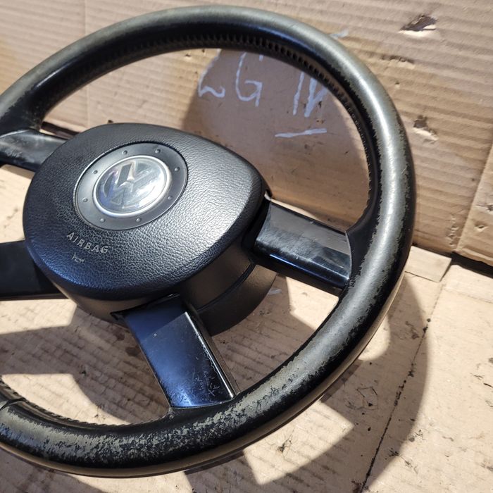 Kierownica skórzana czteroramienna z poduszką vw Touran I 2004r