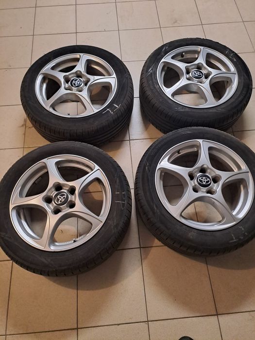 Koła Toyota Avensis 2007