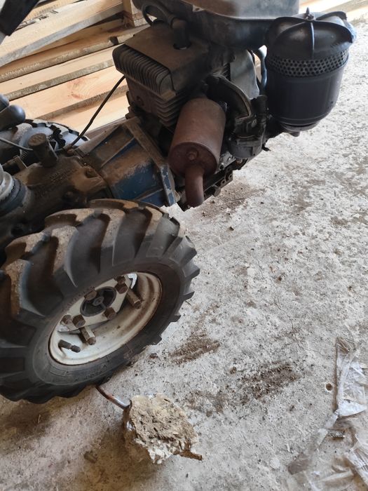 Zamiatarka spalinowa