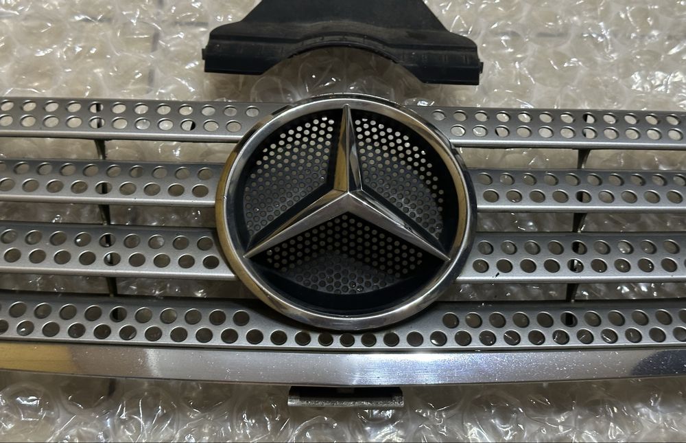 Grelha Mercedes Sportcoupe 2001 a 2008