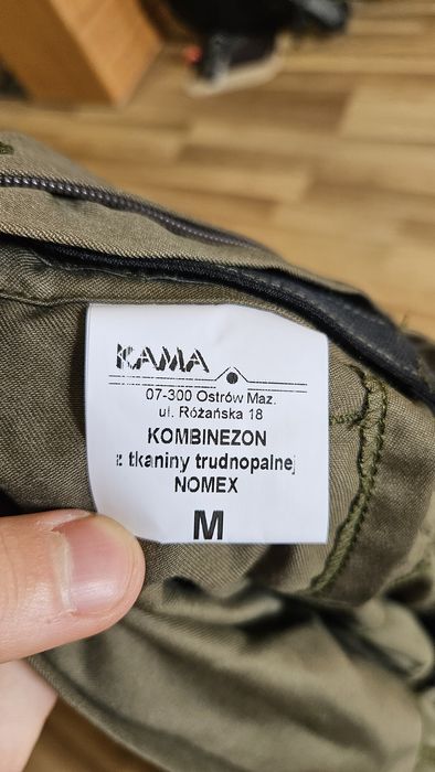 Kombinezon z tkaniny trudnopalnej NOMEX