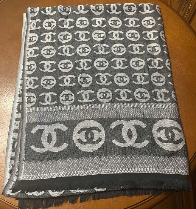 Szaliki grube chusty Louis Vuitton LV szal szalik chusta