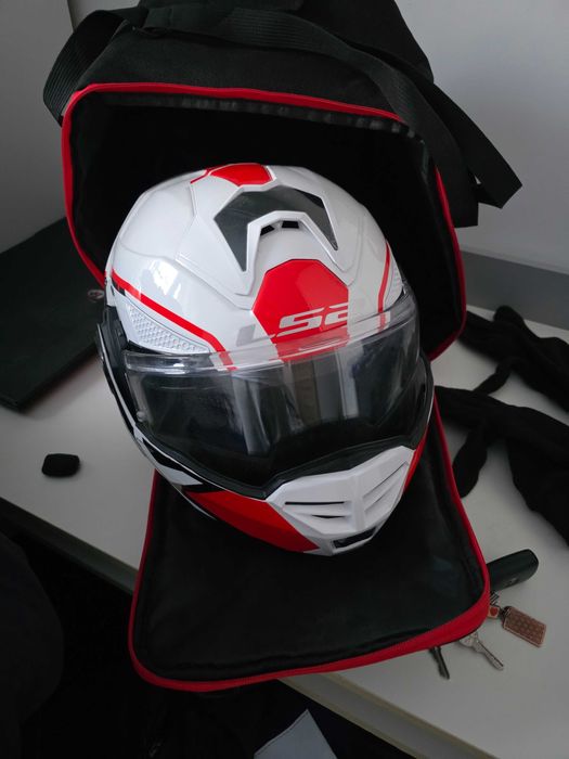 Kaski motocyklowe ls2 2xl i scorpion xl