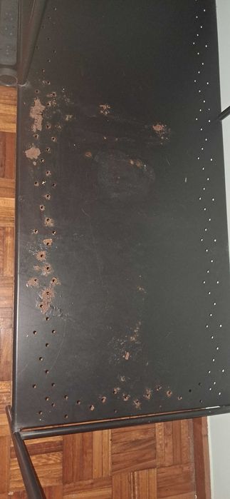 Estante para pendurar e arrumar Roupa