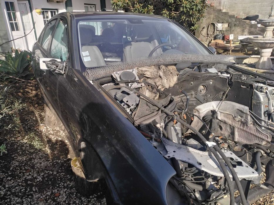 PARA PEÇAS Mercedes E420 V8 BiTurbo de 2005