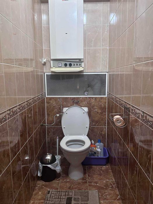 Продам трикімнатну квартиру Лятошинського