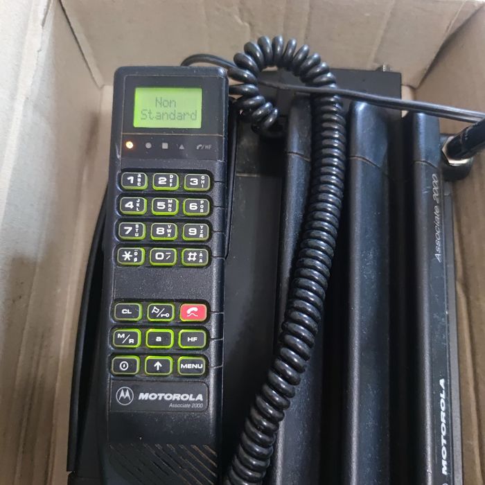 Motorola assoclate 2000