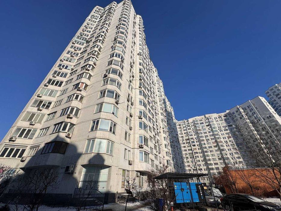 Повноцінна 2-кімнатна під ремонт, пр. Бажана 10 -м. Осокорки і Позняки