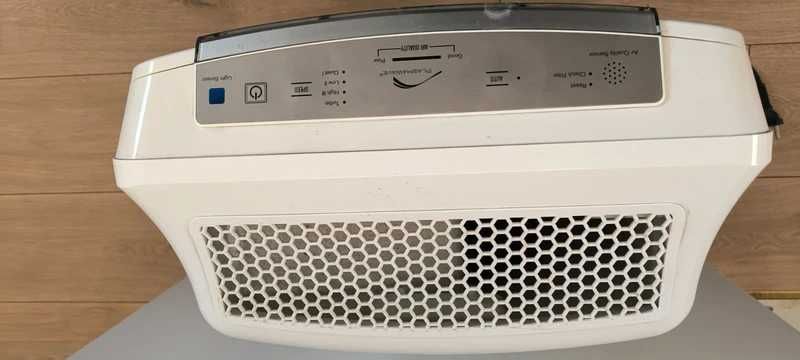 Oczyszczacz powietrza Electrolux EAP300