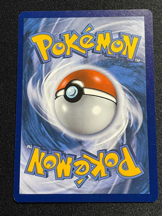 Carta Pokemon Hoothoot 120/189 Astral Radiance