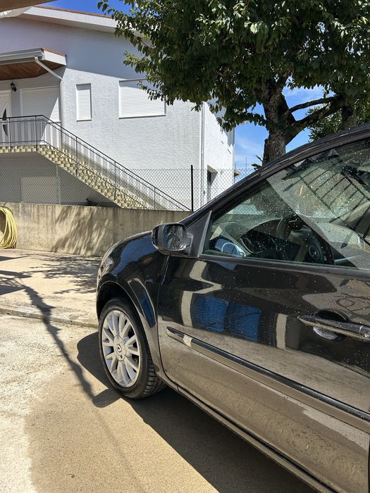 Renault clio como novo