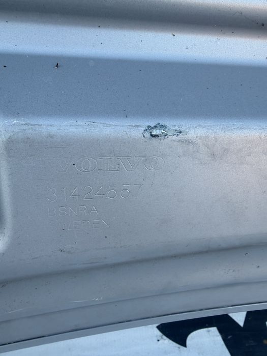 Капот volvo xc 60 оригінал 2017-2024