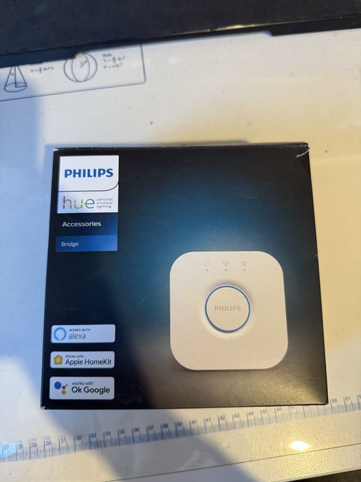 Philips hue bridge most przycisk + ledy philips hue