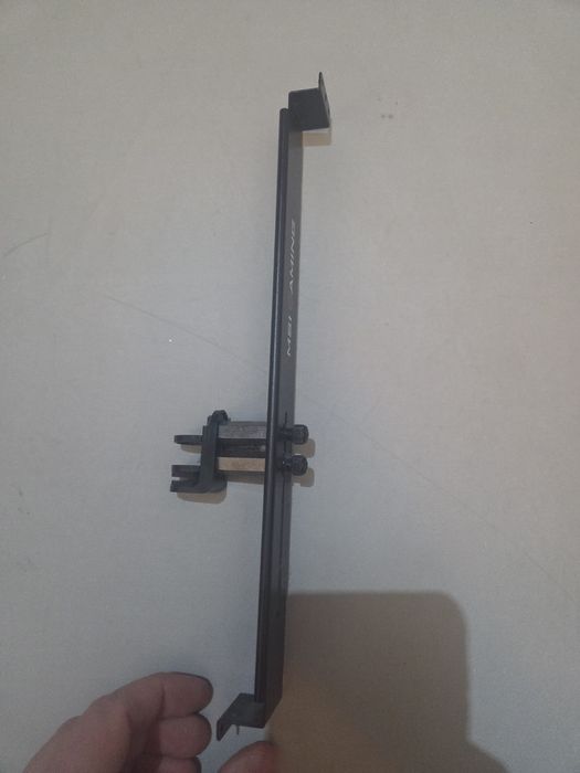 Sprzedam uchwyt pod kartę graficzną MSI (ze zdejcia)