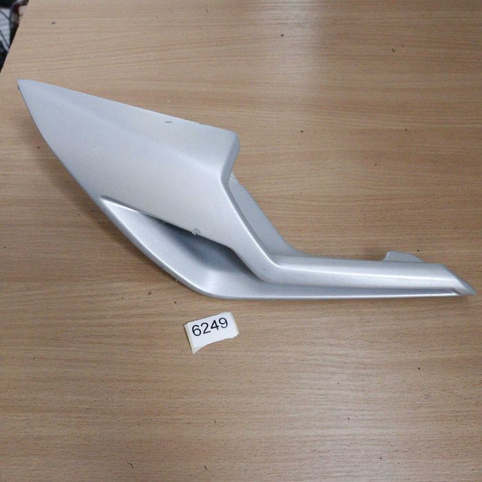 6249 Zero SR / F 19-20 RH Uchwyt rączka pasażera Prawy