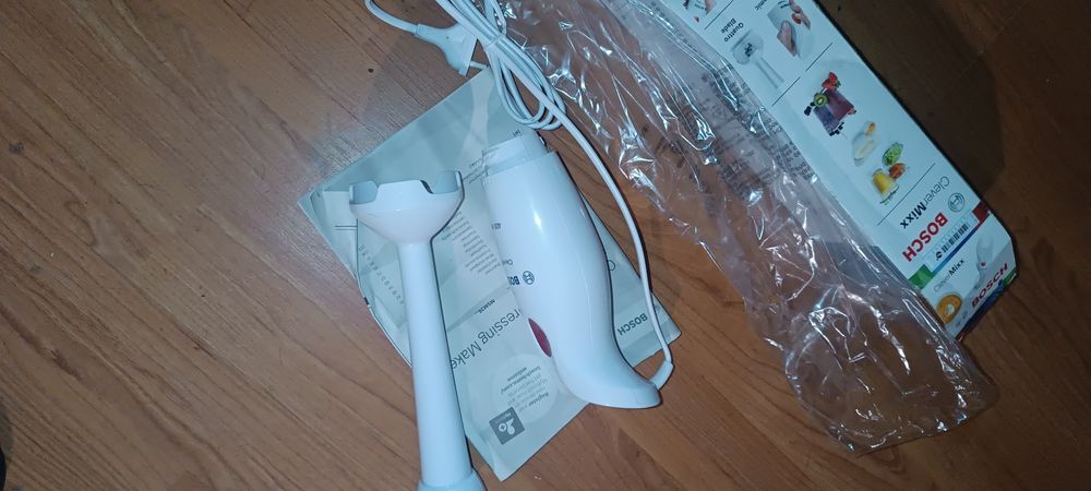 Блендер BOSCH новий