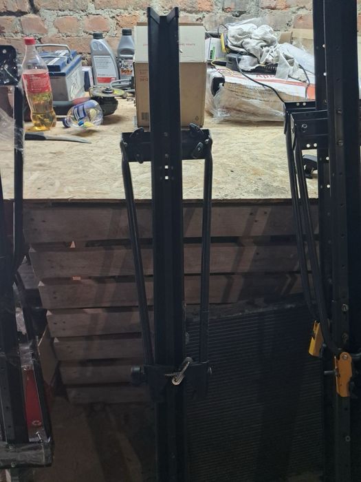 Thule велокріплення на дах велобагажник перевезення велосипедів