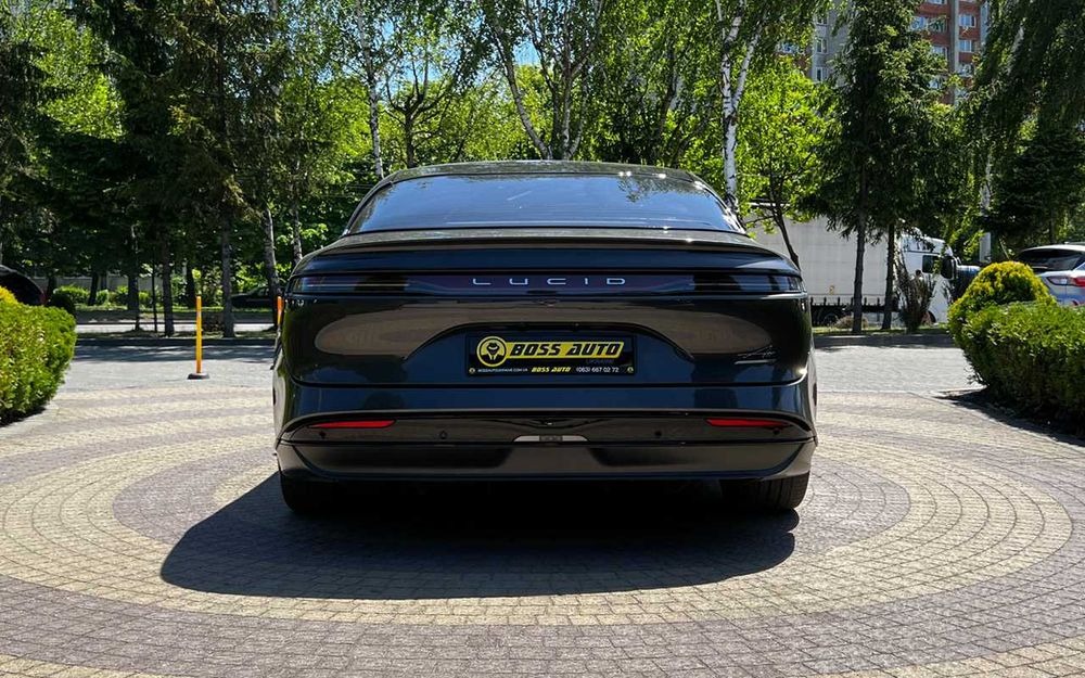 Lucid Air 2022 року