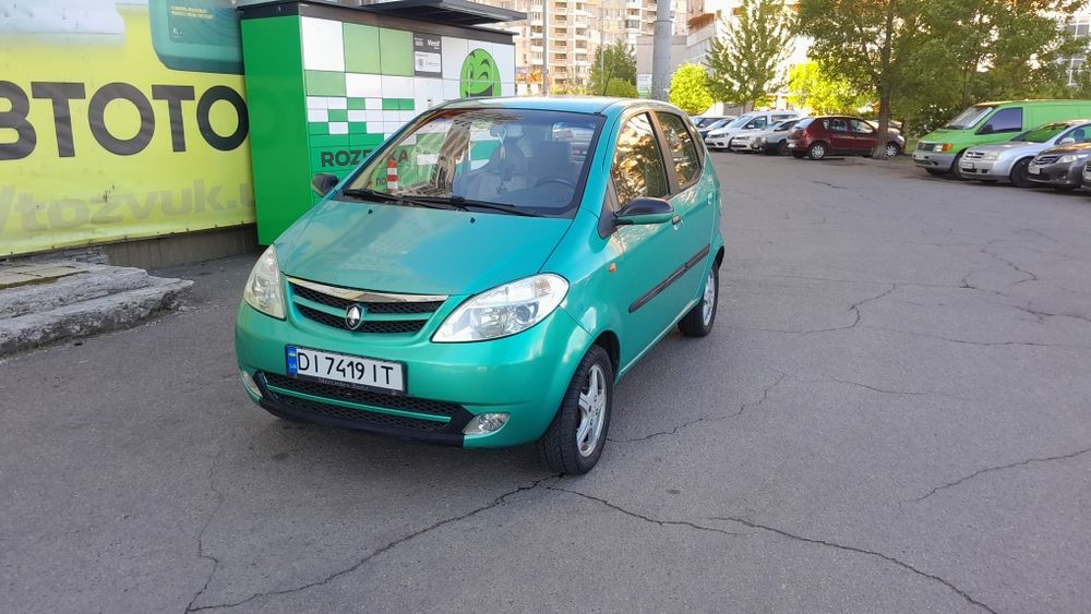 Продам компактний автомобіль Chana Benni