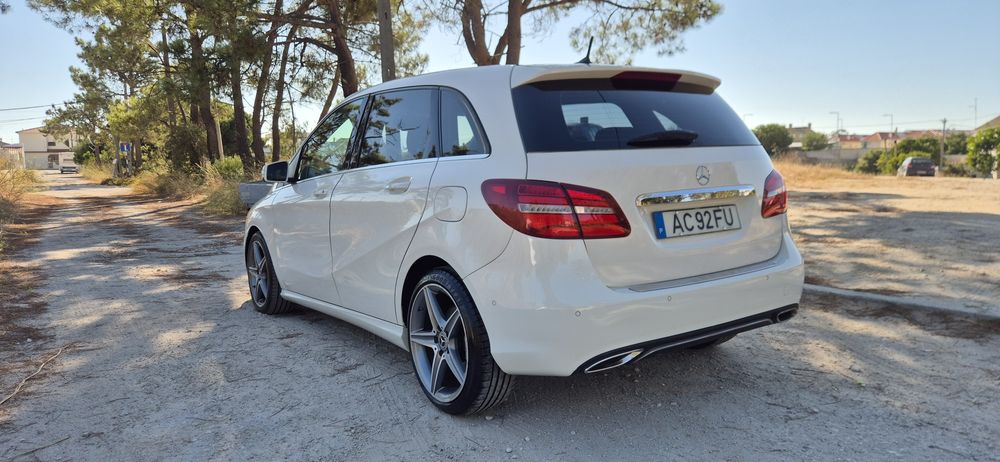Mercedes B180CDi Urban 7G AUTOMÁTICO de 2016 — photo 5