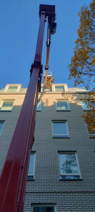 Podnośnik koszowy, usługi zwyżką