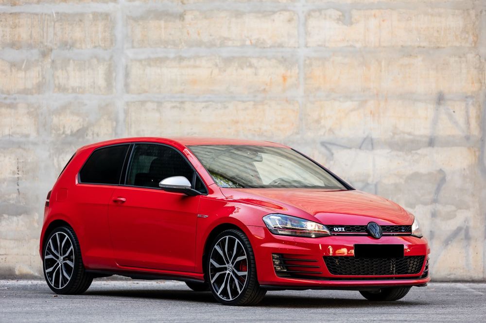 VW Golf GTI Performance BlueMotion DSG