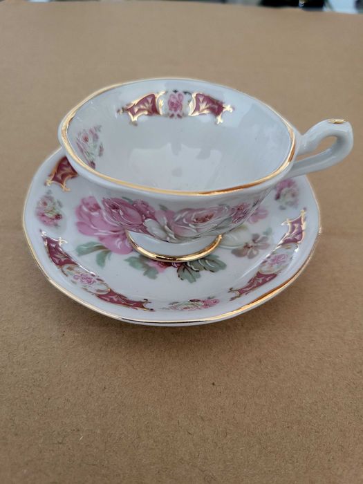 Conjunto Chávenas - Porcelana Portuguesa (1)