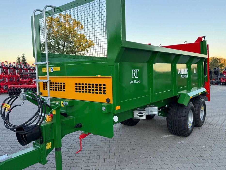 Rozrzutnik Roltrans skorupowy 8 t, 2 wałki pionowe, BOGATA WERSJA