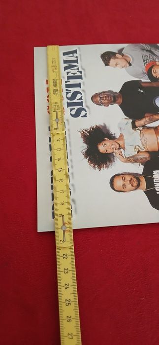 Poster Buraka Som Sistema, novo
