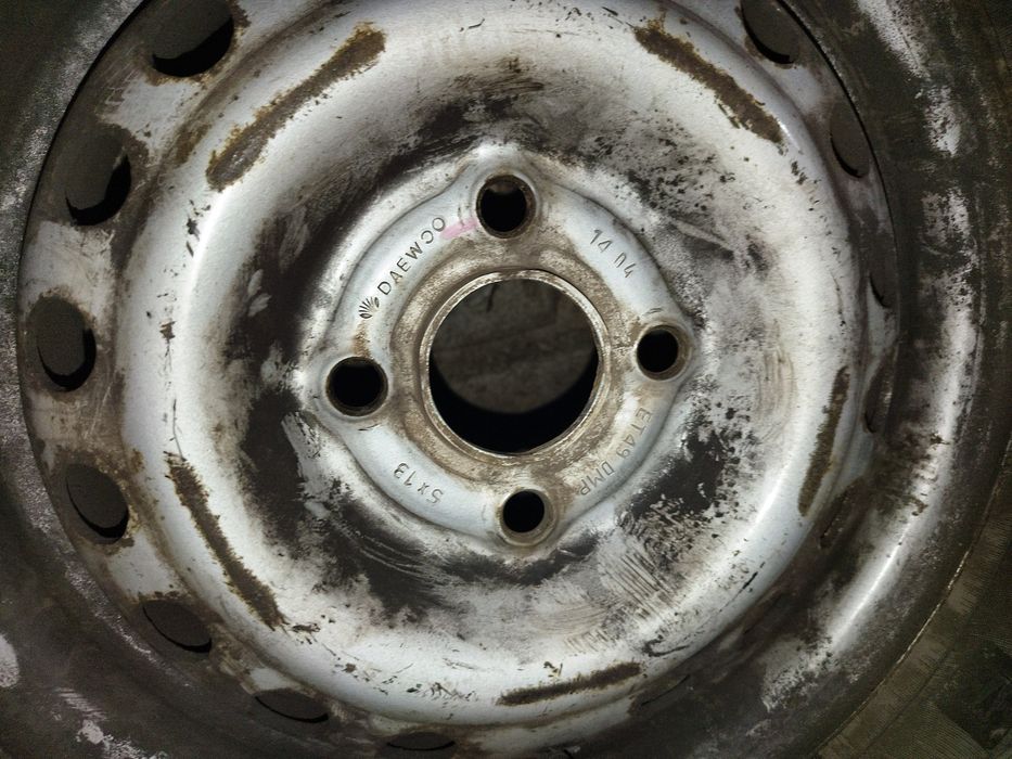 Зима , диски+ шини R13 ,175/70.