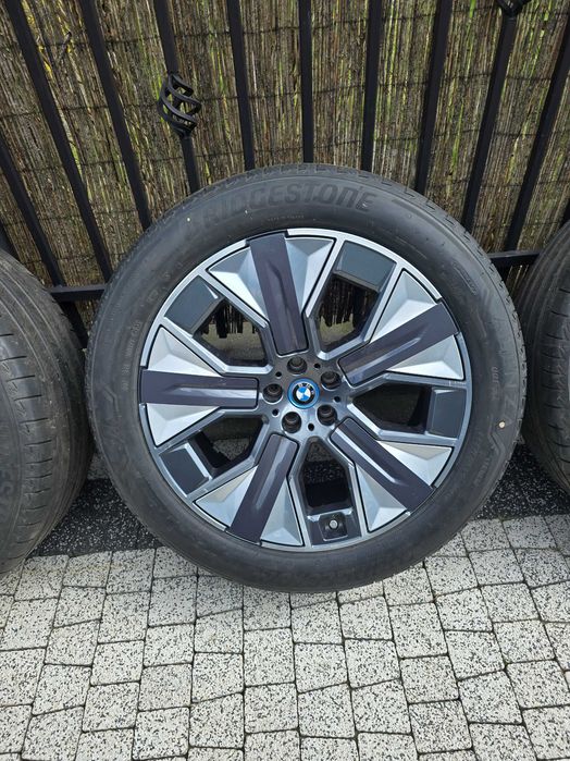 Koła Bmw ix 21 cali