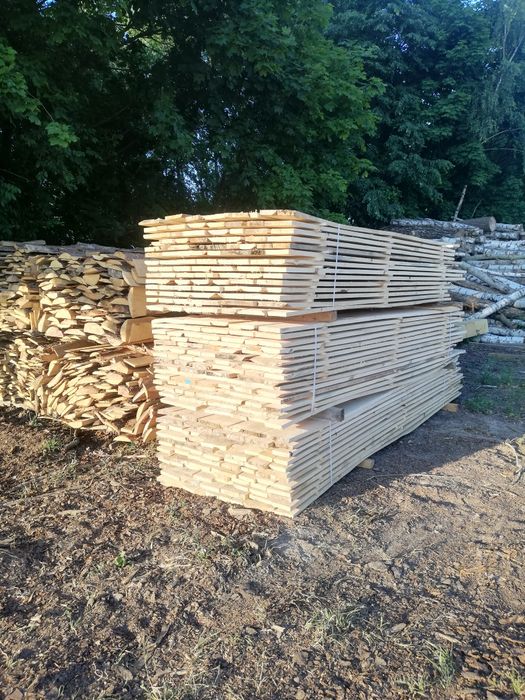 Deski szalunkowe (obiciowe) , więźba dachowa, stemple budowlane