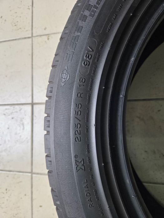 Продам літню гуму Michelin 225/55 R18