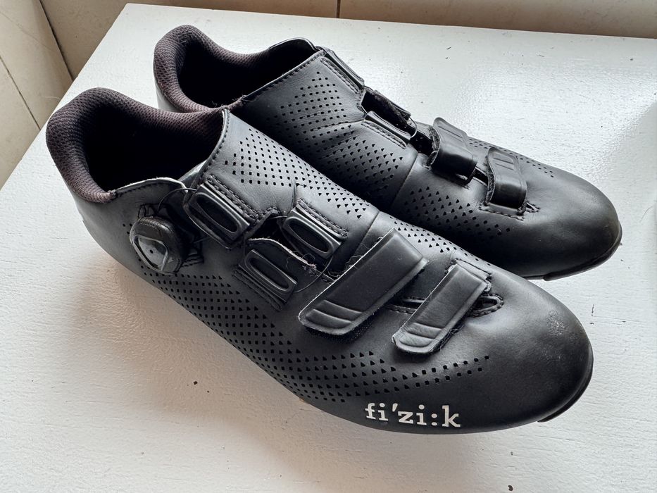 Sapatos Fizik R4