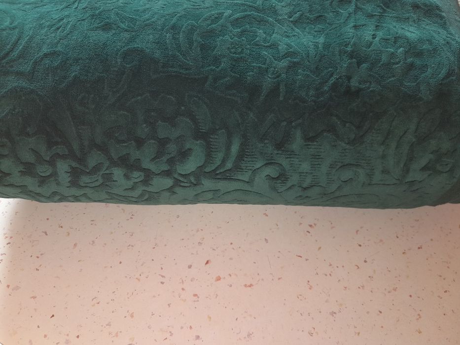 Продам ткань 1,3×4,8м, метр 400грн, вся за 1800грн