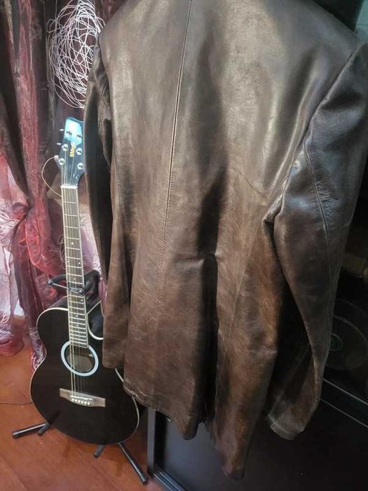 Casaco cabedal castanho. Casaco pele. UNISEXO. Excelente estado