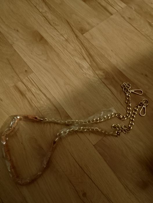 Nowa okrągła torebka cross body z motywem skóry aligatora