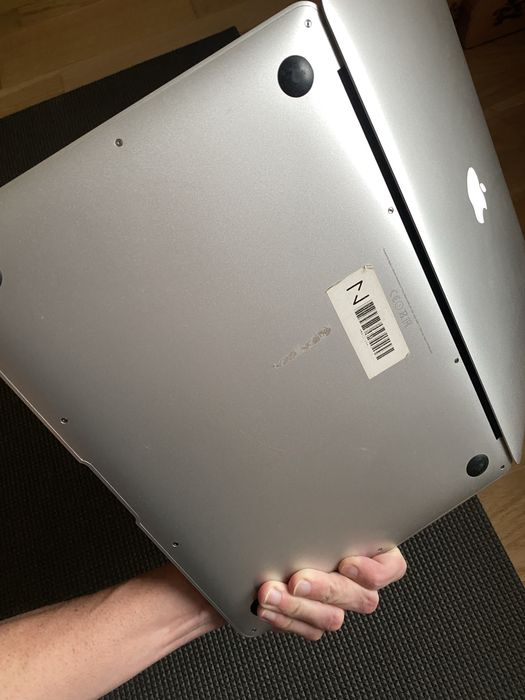 Apple Macbook air a1466 2015 core i7 120gb ssd