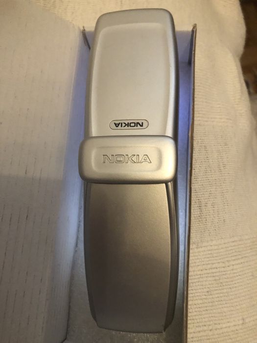 Nokia cinzento usado