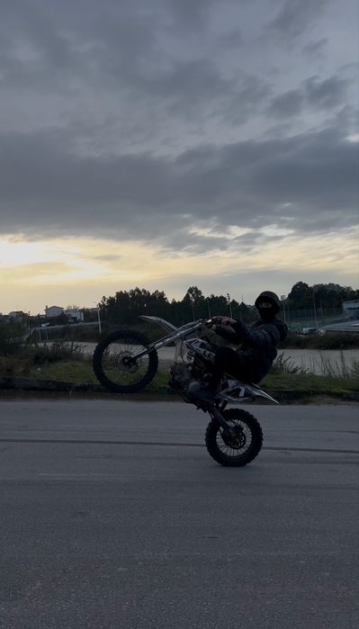 vendo pitbike ou troco por outra mota