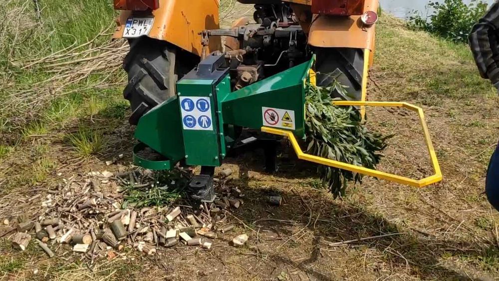 Nowy rębak do drewna i gałęzi 8 cm 11 cm - rozdrabniacz rembak walcowy