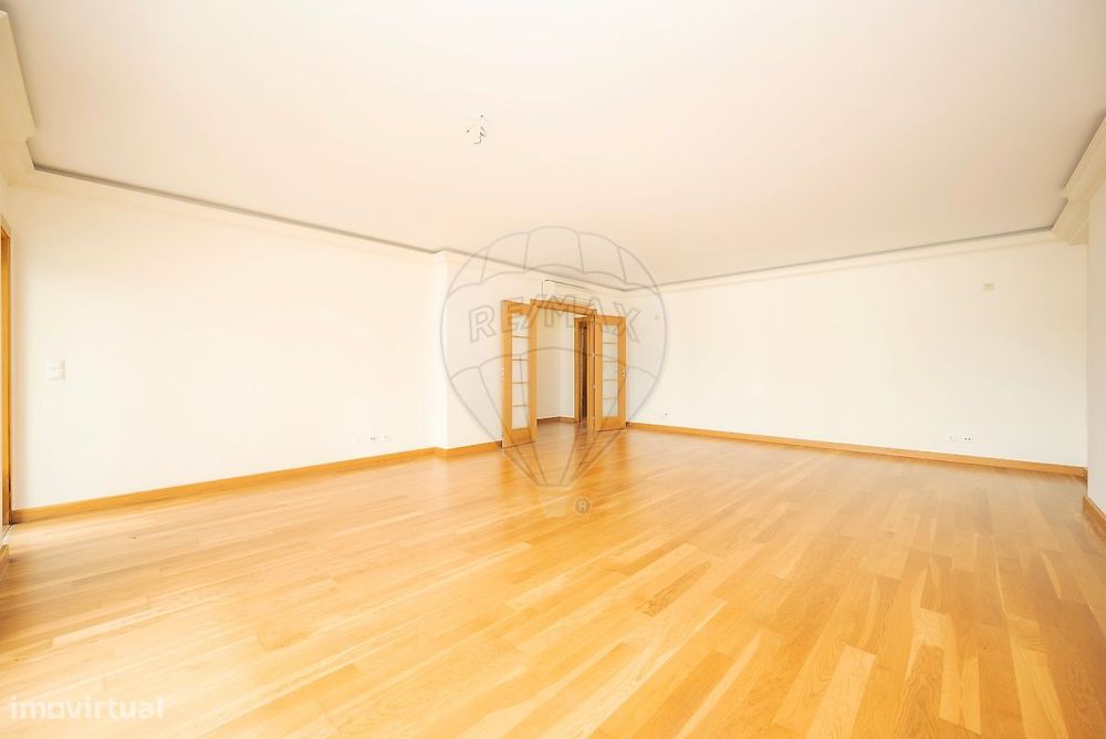 Apartamento T3 para arrendamento