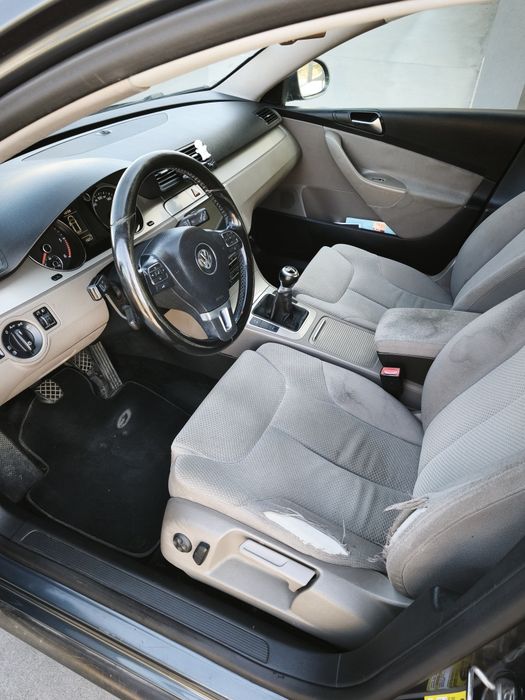 VW Passat 2010 1.6 TDI