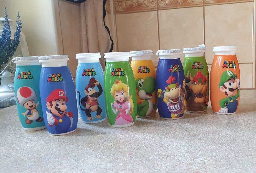 Kolekcja buteleczek butelka mario actimel