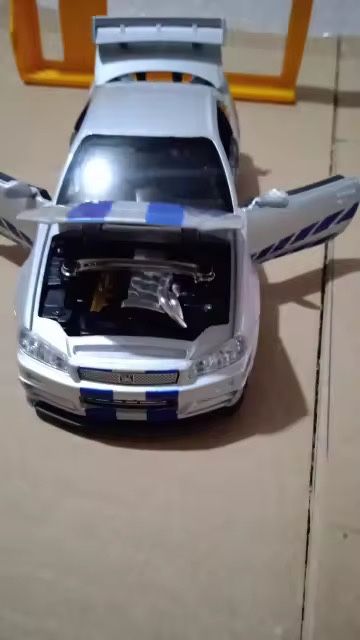 Модель авто Машинка 1:32 Nissan Skyline, Метал, Нова