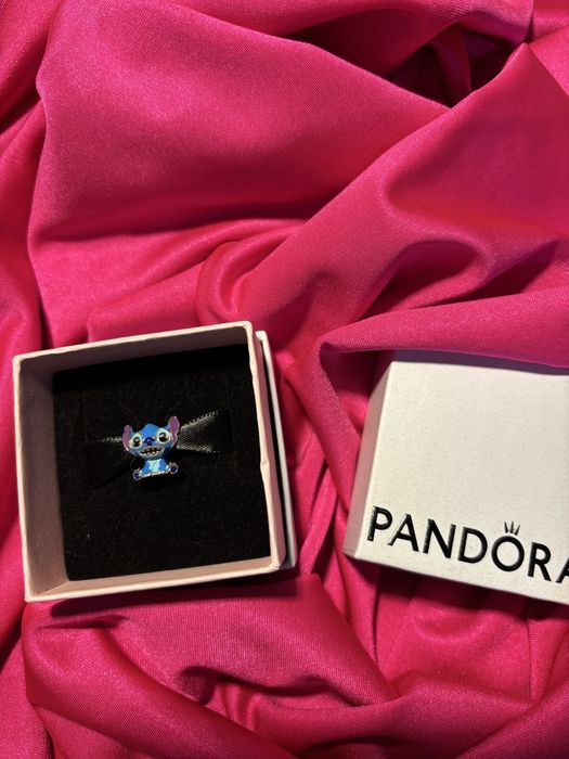 charms pandora stitch