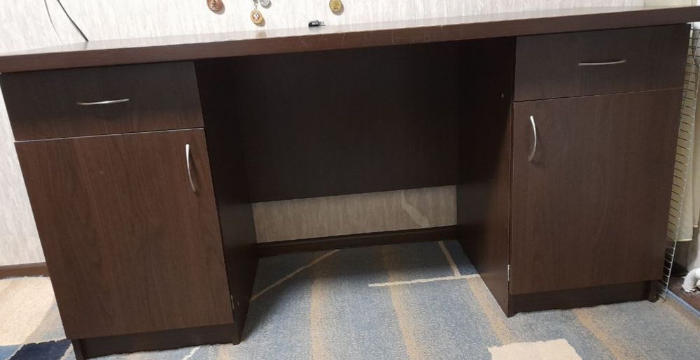 Письмовий стіл  + навісна полиця