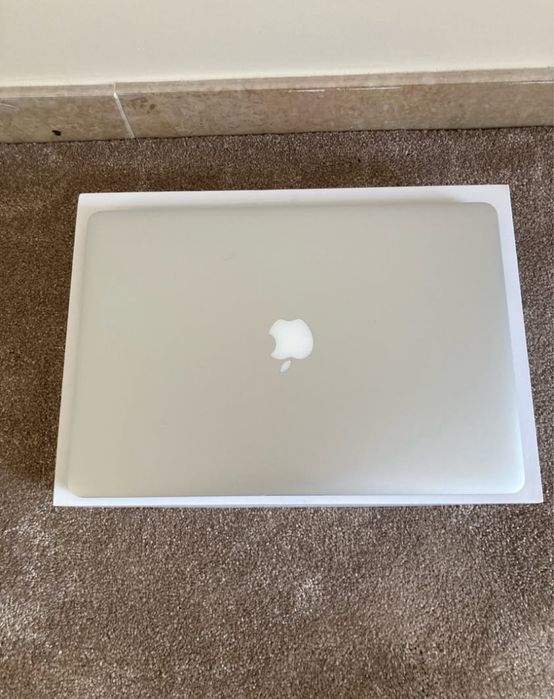 15" Apple MacBook Pro Silver